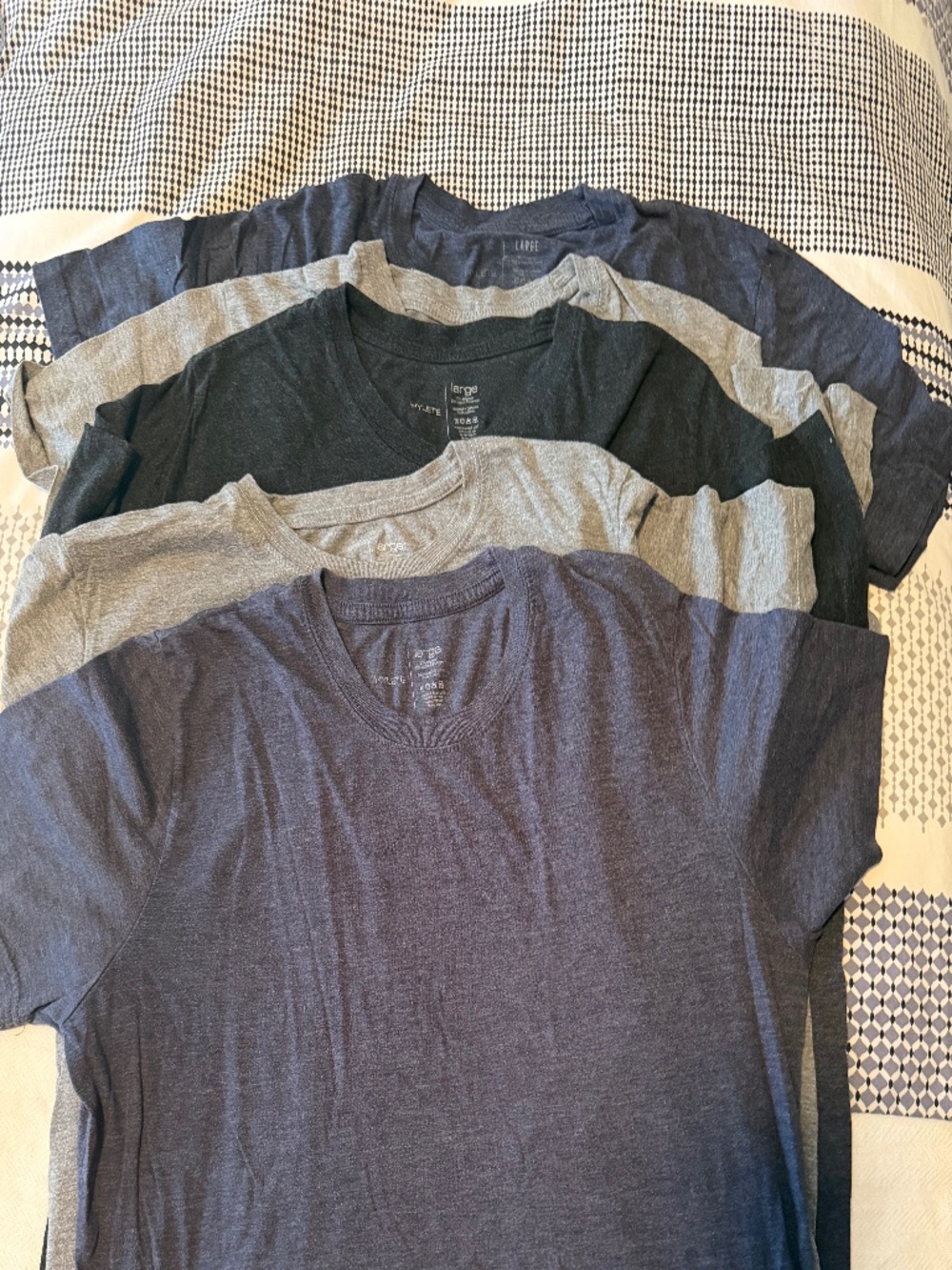 MENs Hylete Athletic T-shirts: Bundle of 5; Size L